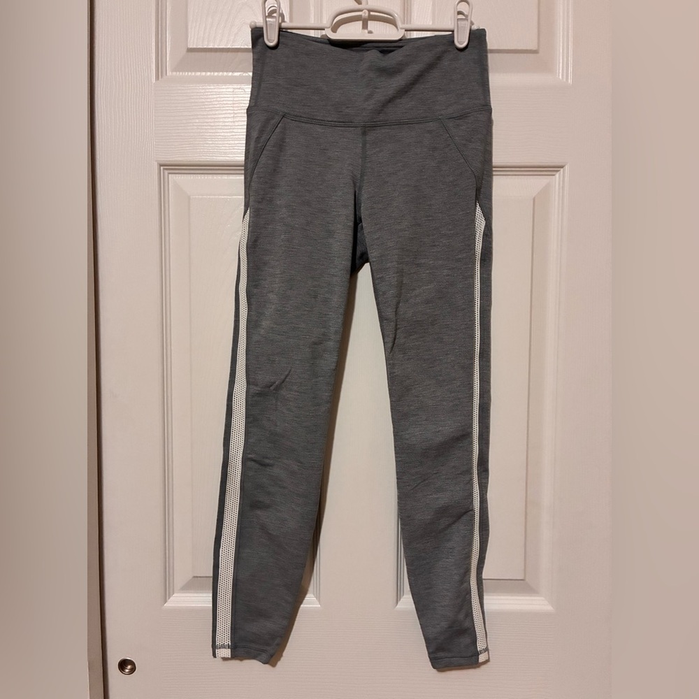 Athleta Leggings Fitness Yoga Pants Ankle Women’s Size XS Gray w/ White Mesh